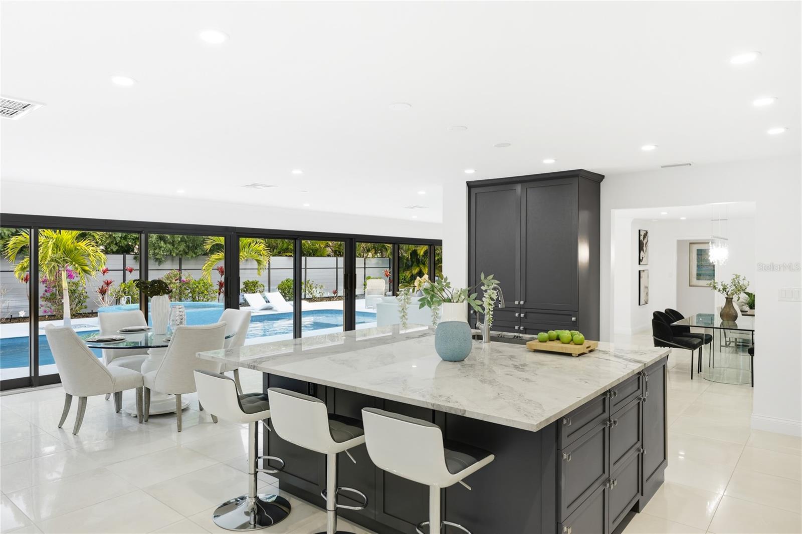 526 BIRD KEY DR, SARASOTA, FL, 34236