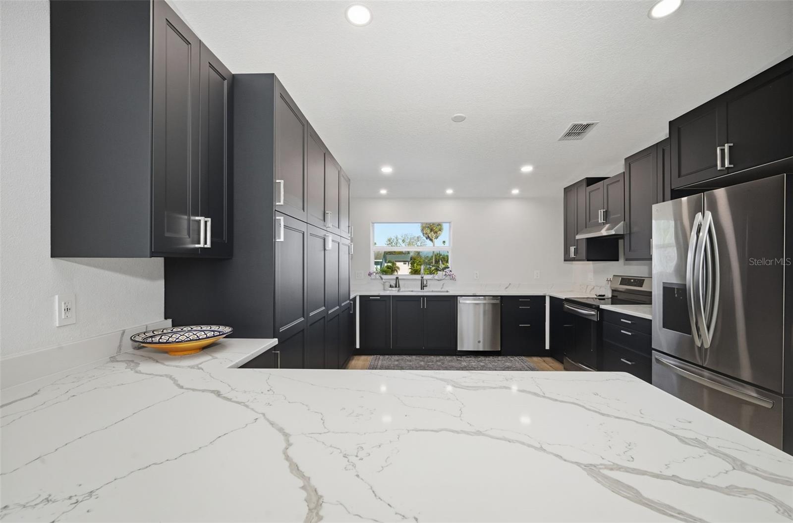 1826 NEBRASKA AVE NE, ST PETERSBURG, FL, 33703