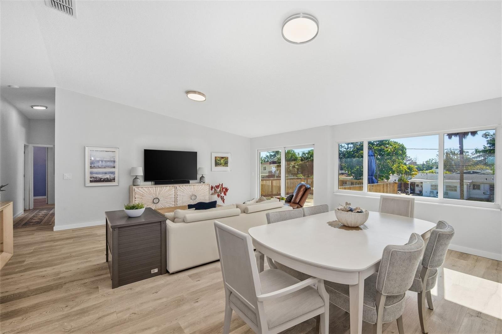 1826 NEBRASKA AVE NE, ST PETERSBURG, FL, 33703