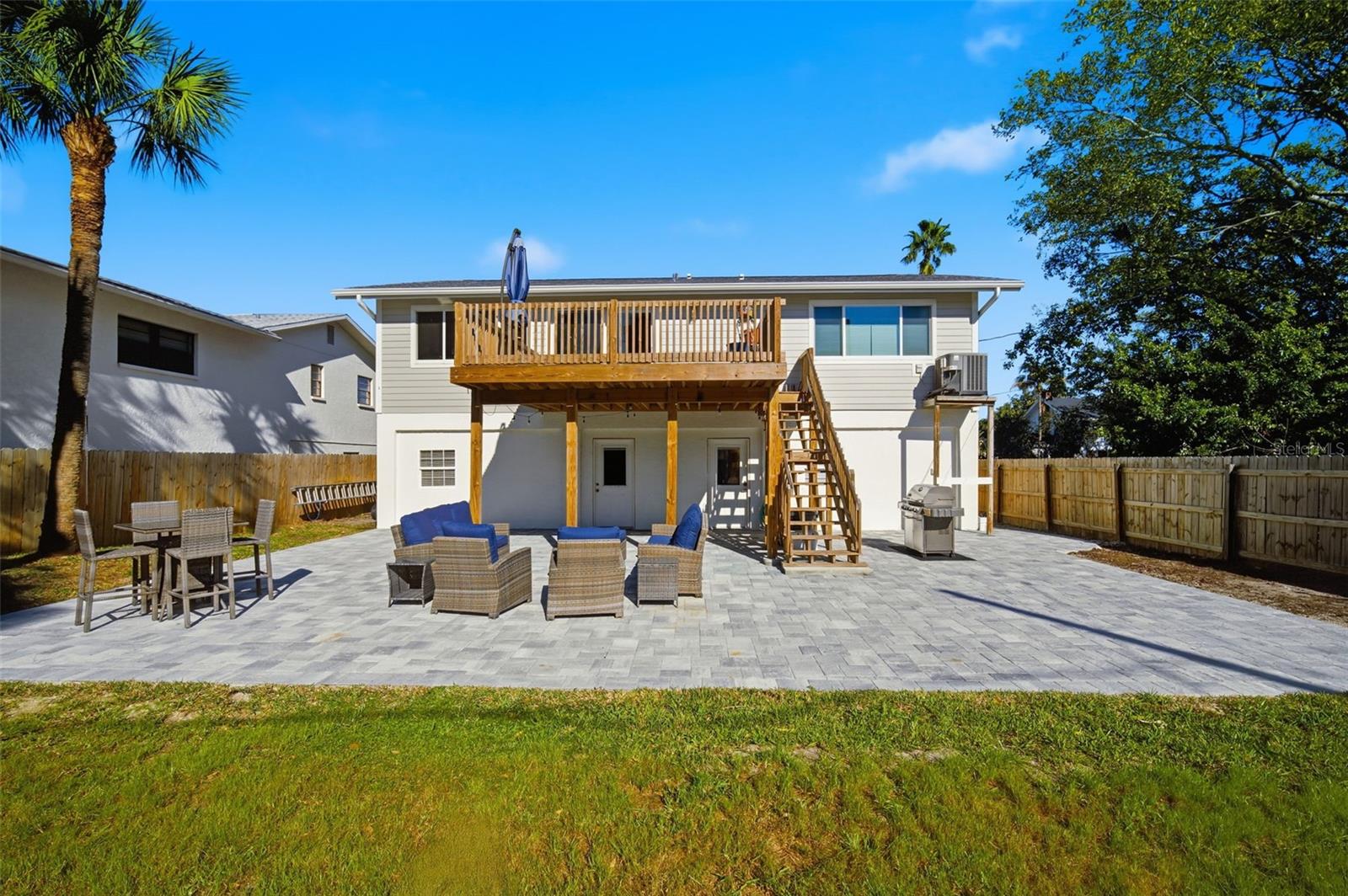 1826 NEBRASKA AVE NE, ST PETERSBURG, FL, 33703