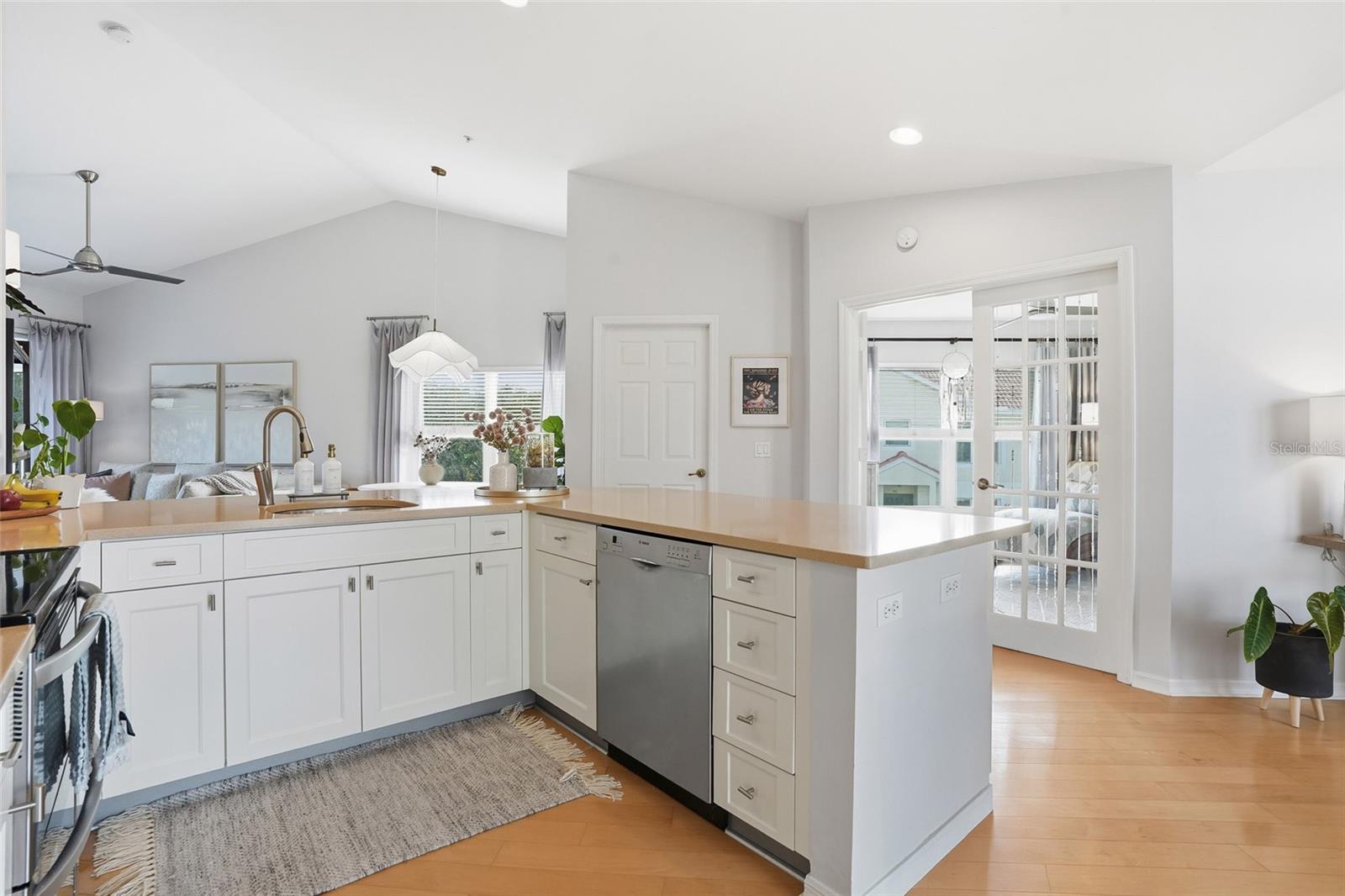 5435 WORTHINGTON LN #204, NAPLES, FL, 34110