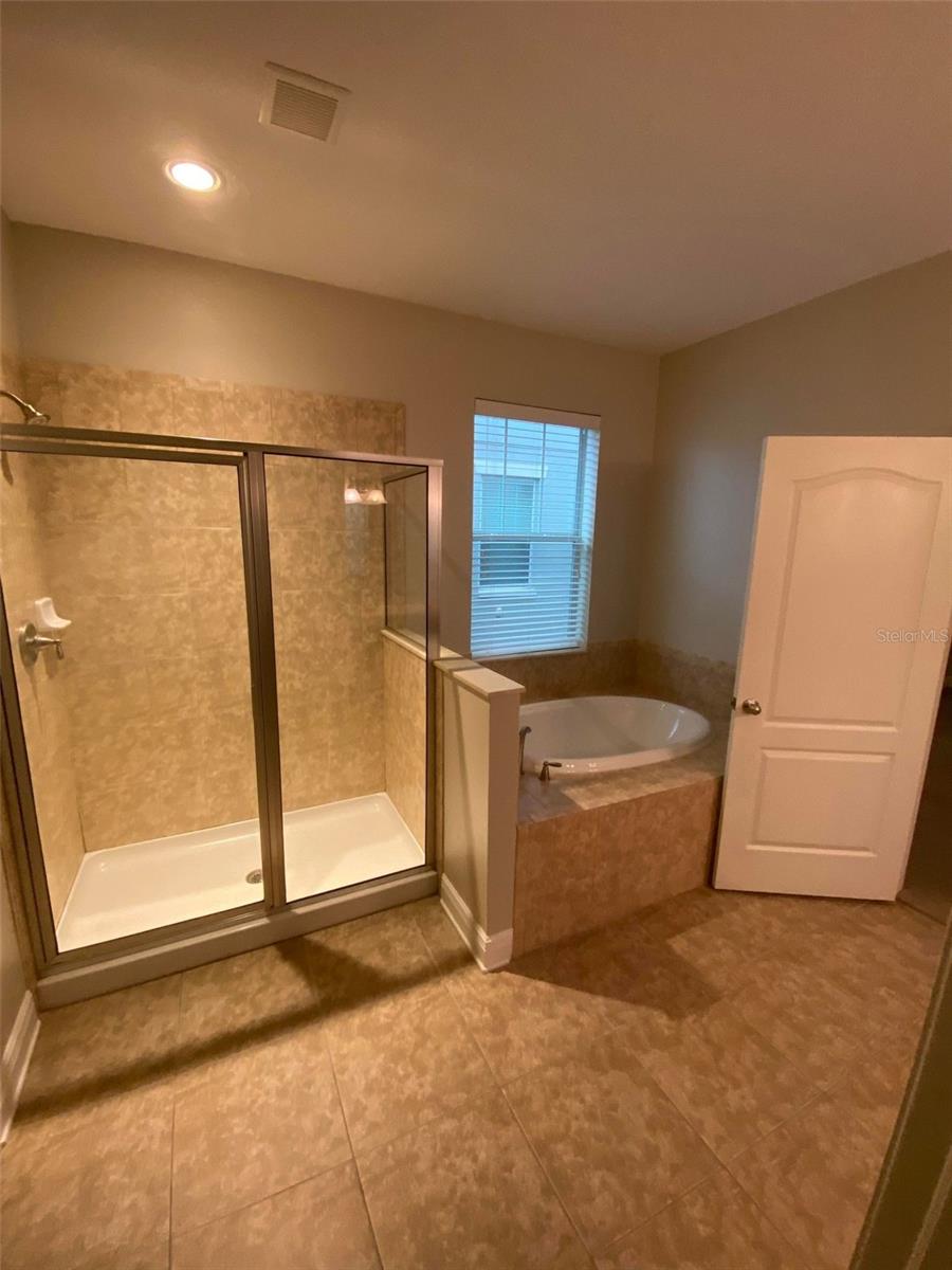 6934 FROG POCKET PL, TAMPA, FL, 33616