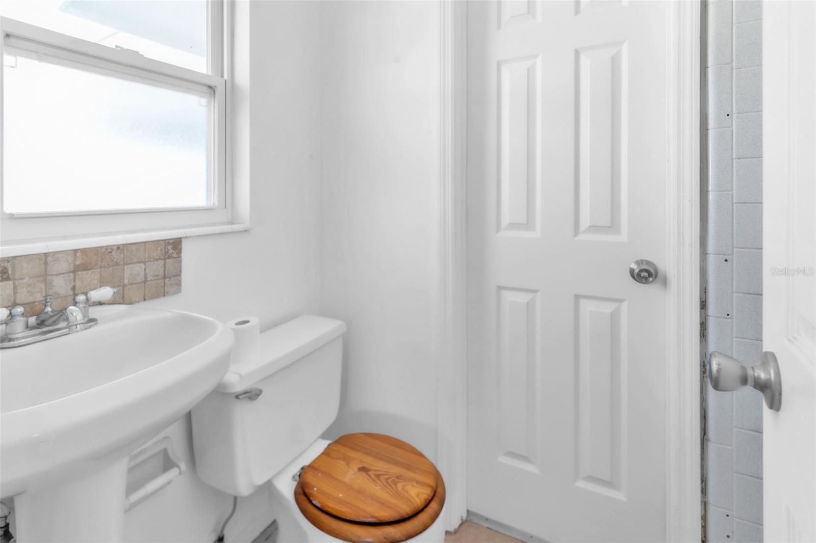 13963 TRINIDAD DR, SEMINOLE, FL, 33776