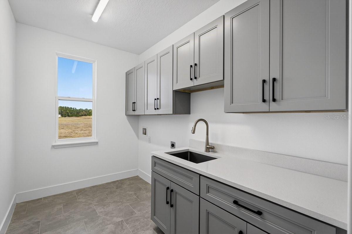 1262 CHAMPIONS DR, DAYTONA BEACH, FL, 32124