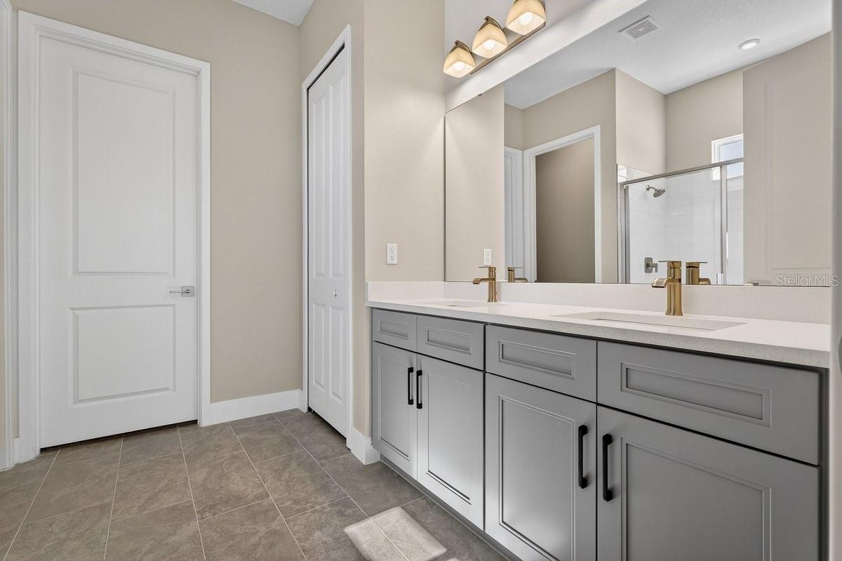 1262 CHAMPIONS DR, DAYTONA BEACH, FL, 32124