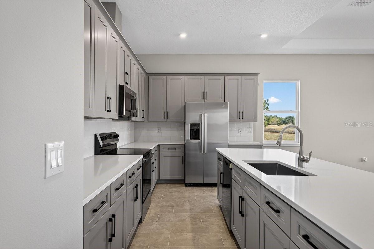 1262 CHAMPIONS DR, DAYTONA BEACH, FL, 32124