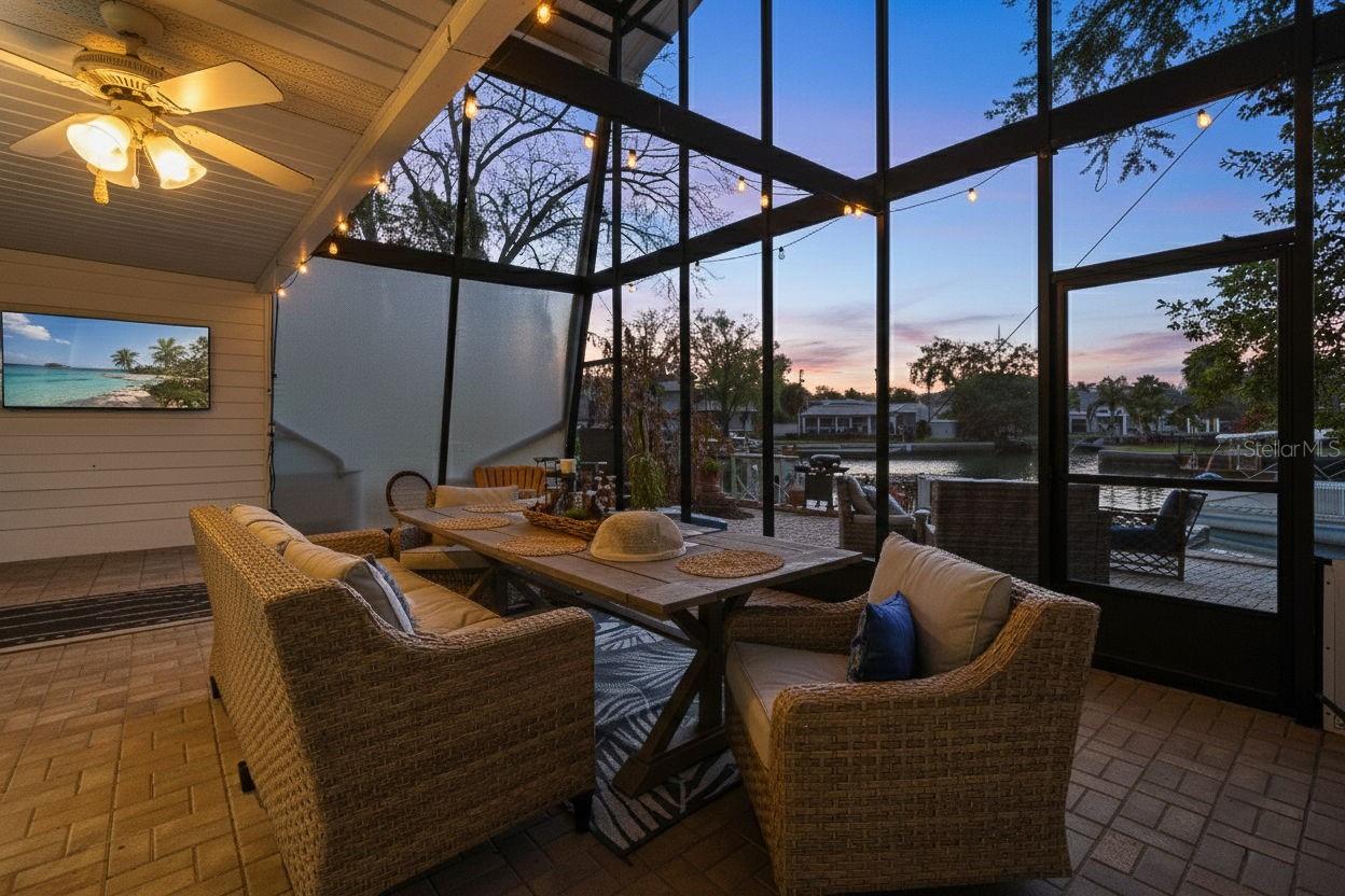 6271 COLONY CIR, WEEKI WACHEE, FL, 34607