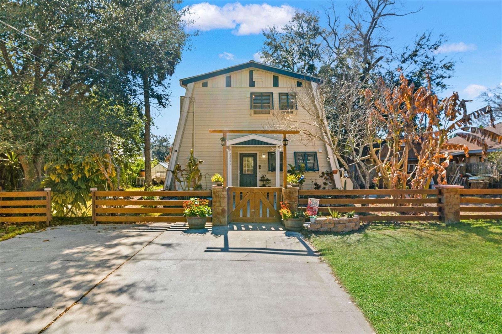 6271 COLONY CIR, WEEKI WACHEE, FL, 34607