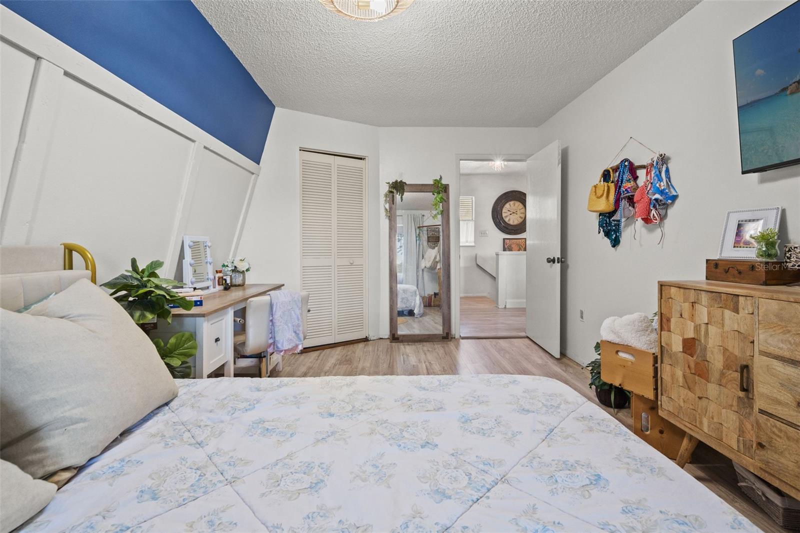 6271 COLONY CIR, WEEKI WACHEE, FL, 34607