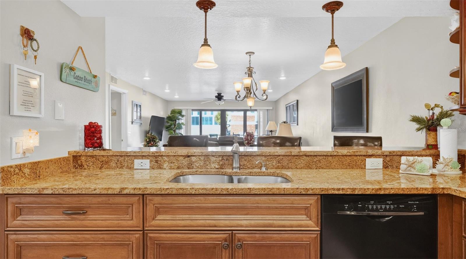 1050 N ATLANTIC AVE #201, COCOA BEACH, FL, 32931