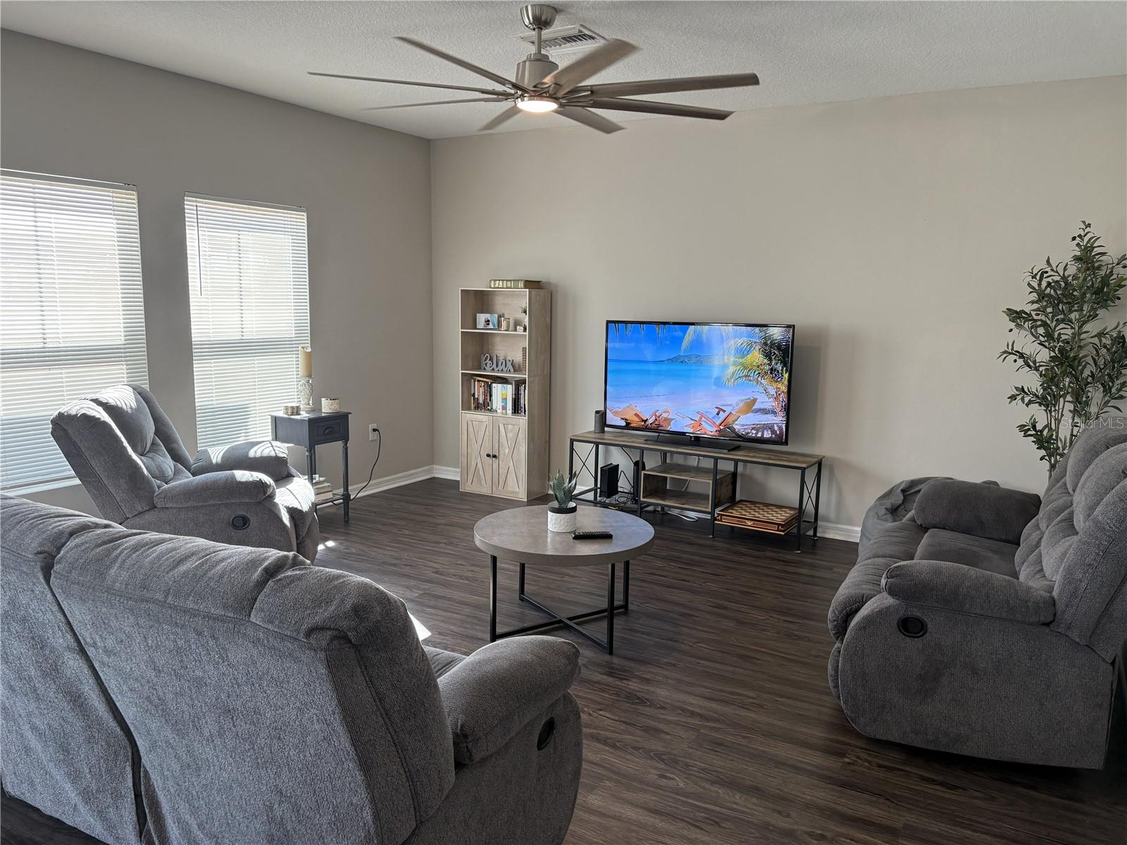 5463 ARLINGTON RIVER DR, LAKELAND, FL, 33811