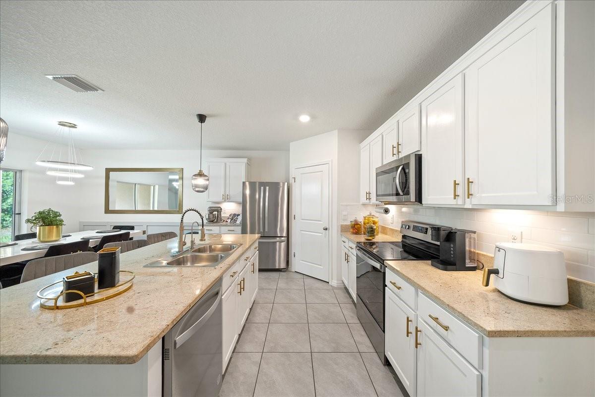 160 HICKORY COURSE LOOP, OCALA, FL, 34472