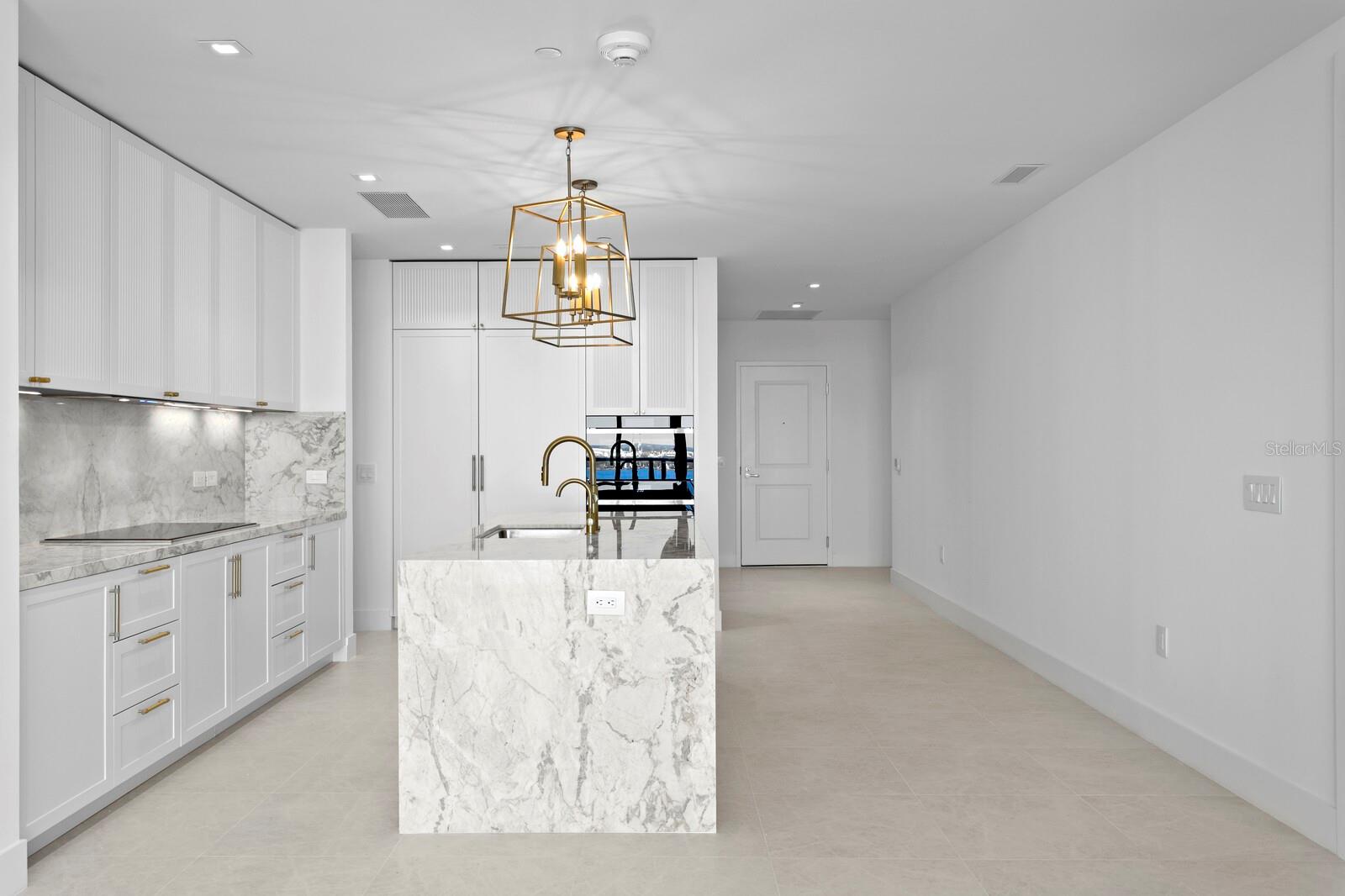 3015 S YSABELLA AVE #2002, TAMPA, FL, 33629