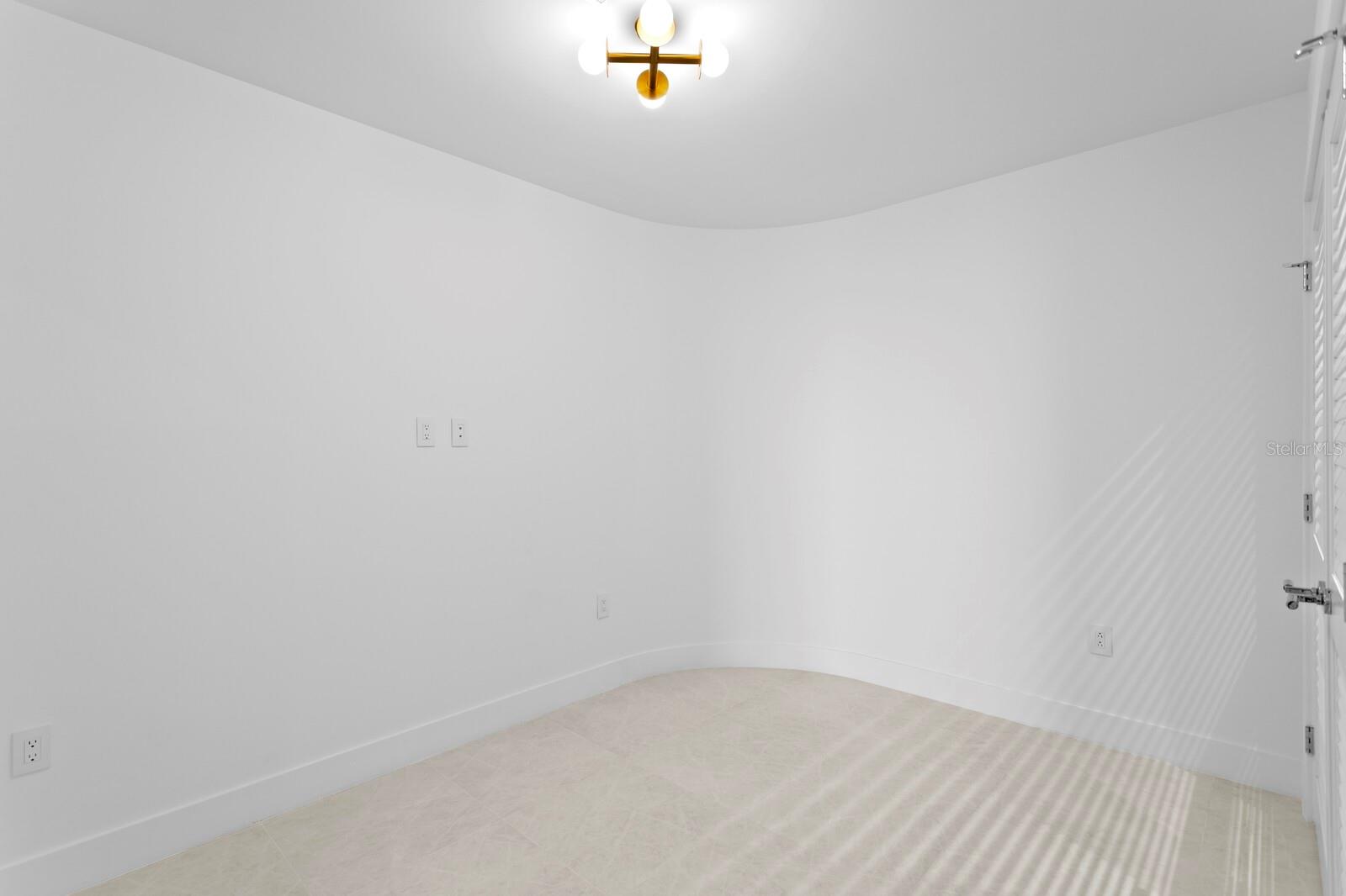 3015 S YSABELLA AVE #2002, TAMPA, FL, 33629