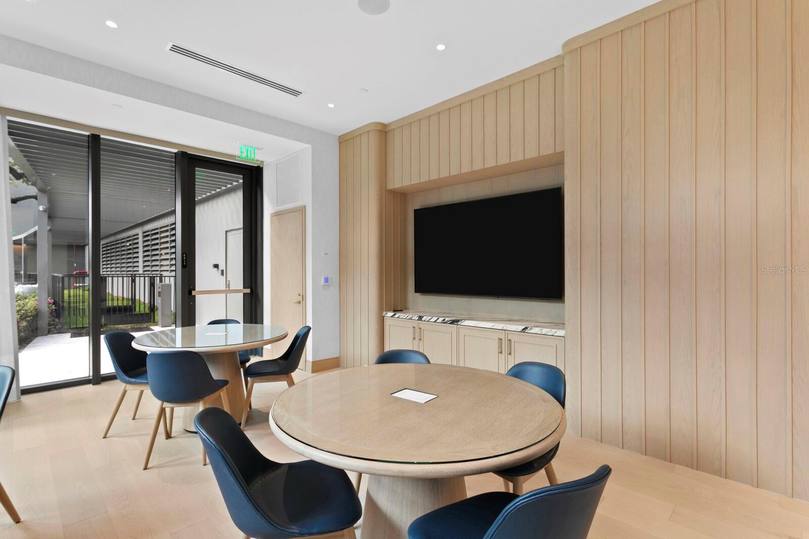 3015 S YSABELLA AVE #2002, TAMPA, FL, 33629