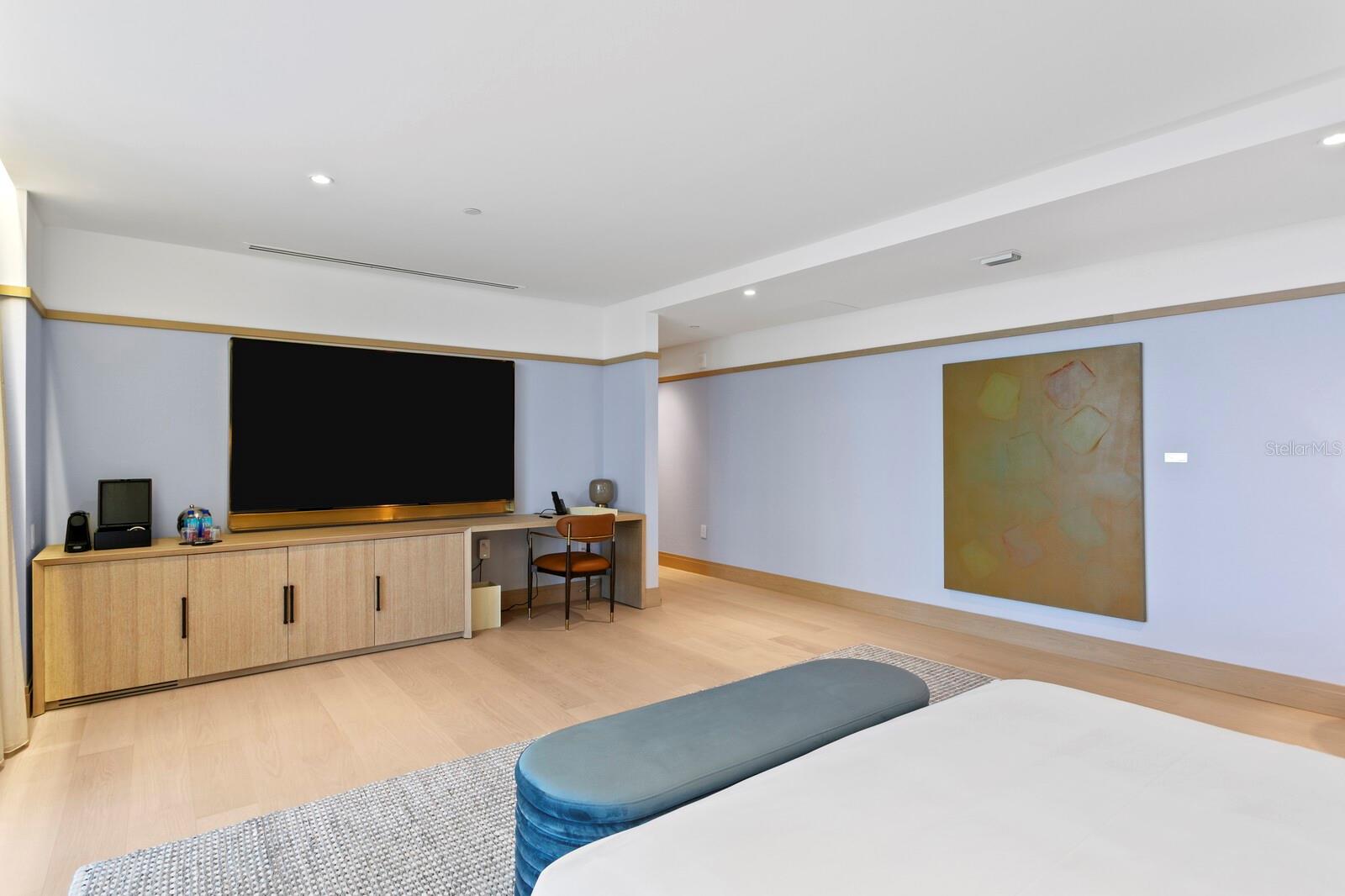 3015 S YSABELLA AVE #2002, TAMPA, FL, 33629