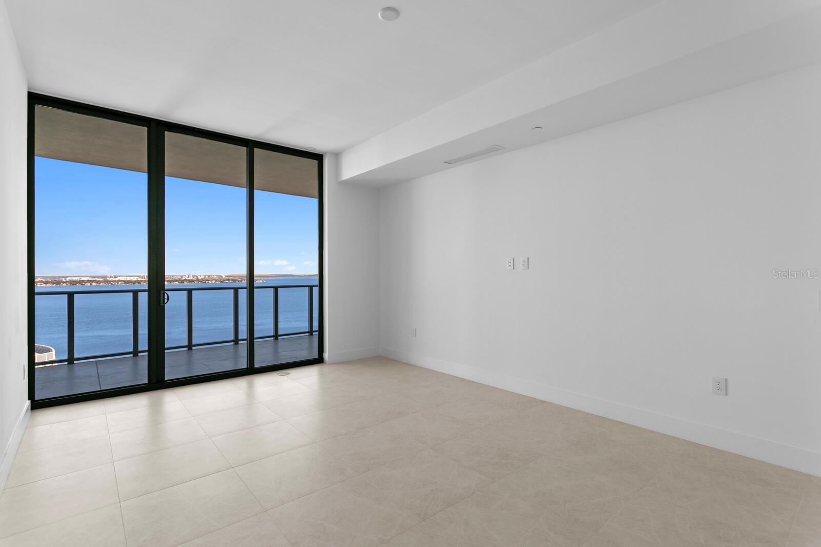 3015 S YSABELLA AVE #2002, TAMPA, FL, 33629