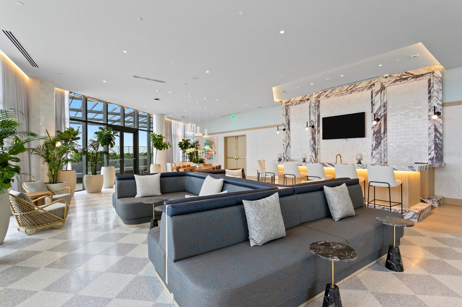 3015 S YSABELLA AVE #2002, TAMPA, FL, 33629