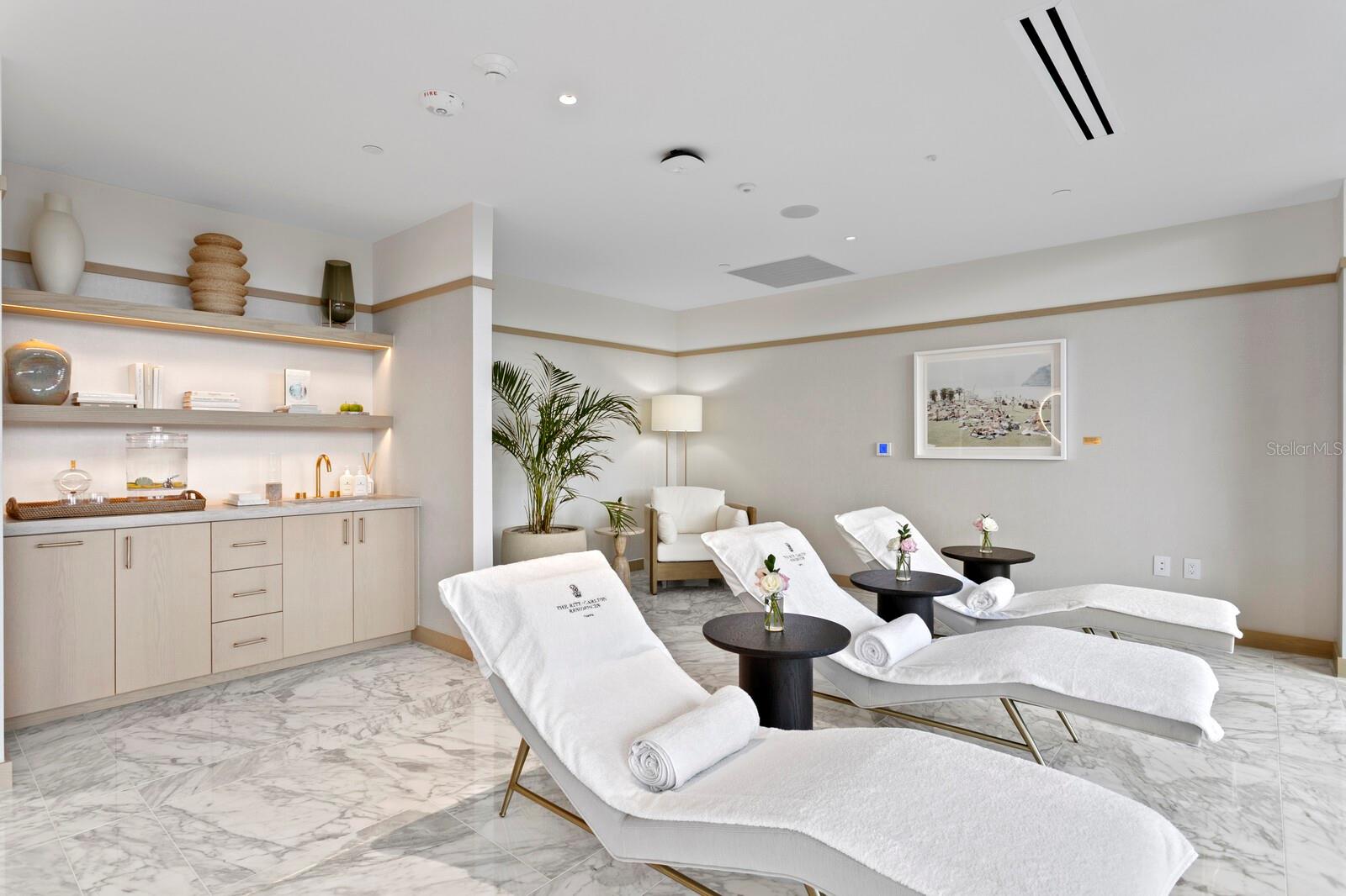 3015 S YSABELLA AVE #2002, TAMPA, FL, 33629