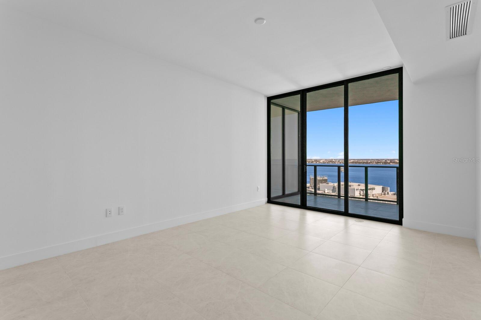 3015 S YSABELLA AVE #2002, TAMPA, FL, 33629