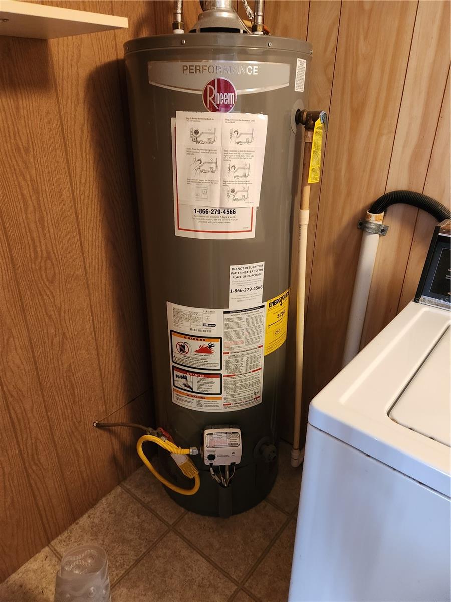 110 SHADY LN, SATSUMA, FL, 32189