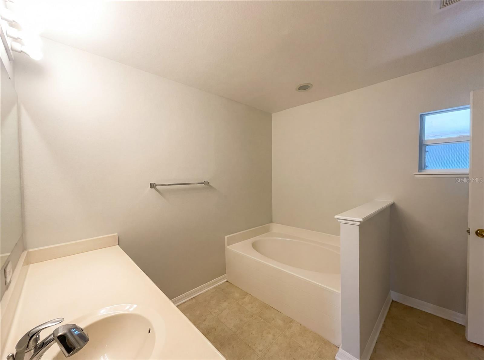 58 LLAMA TRL, PALM COAST, FL, 32164