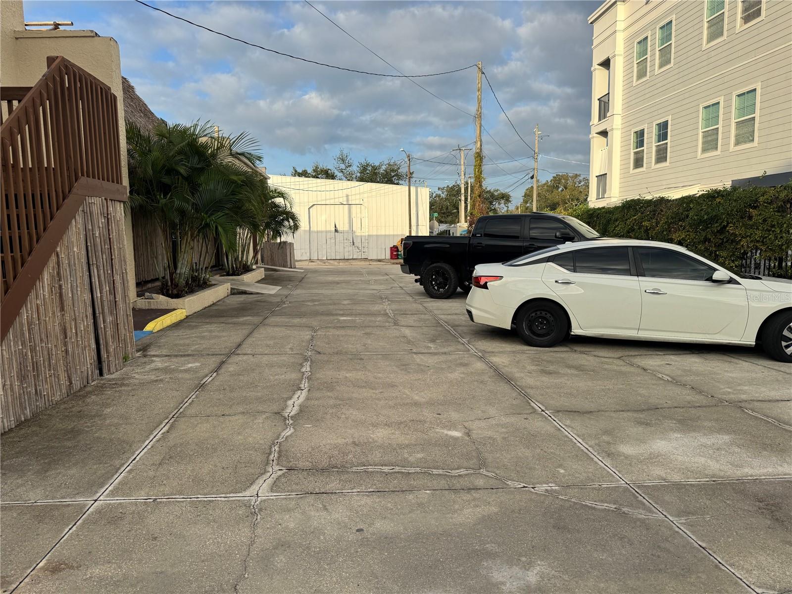 1001 MANATEE AVE E, BRADENTON, FL, 34208