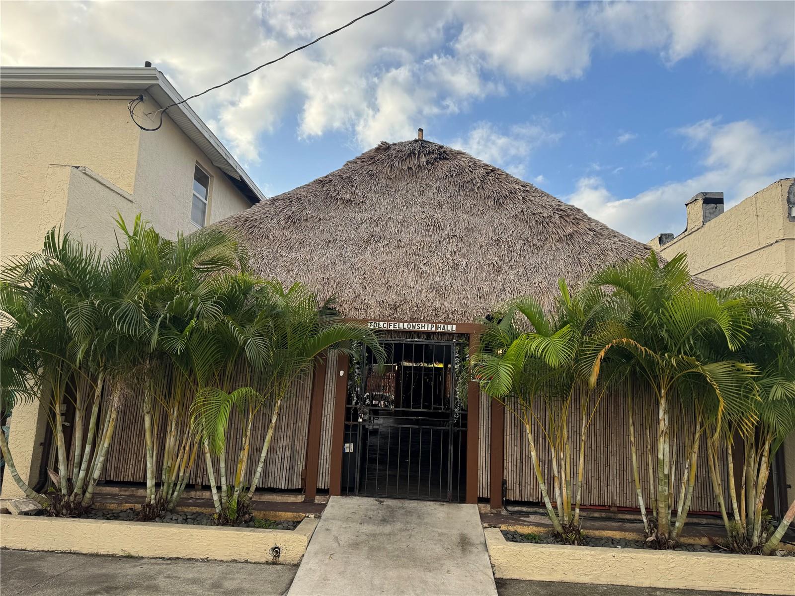 1001 MANATEE AVE E, BRADENTON, FL, 34208