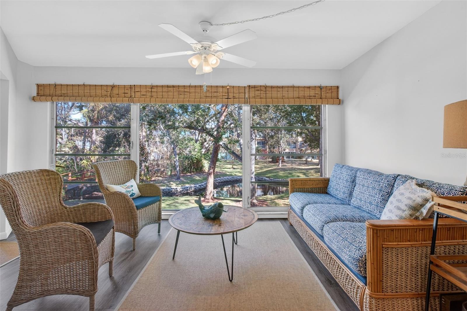 225 COUNTRY CLUB DR #D239, LARGO, FL, 33771