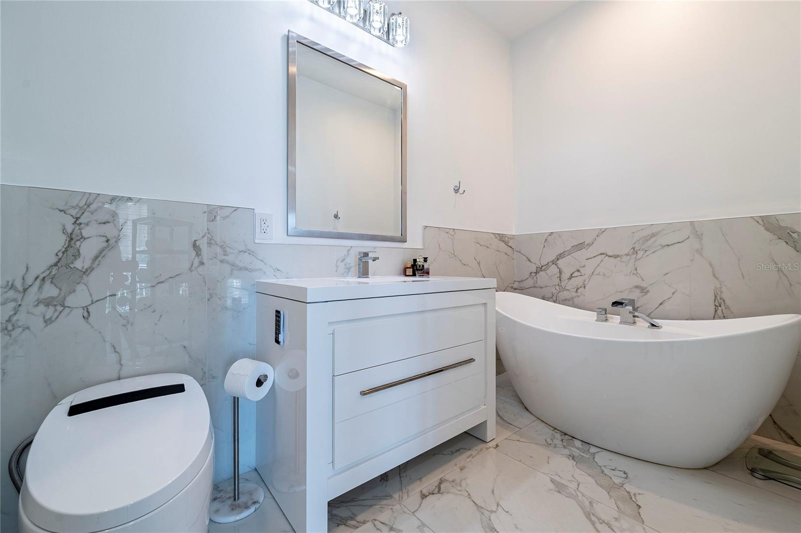 430 SUNSET DR, POMPANO BEACH, FL, 33062