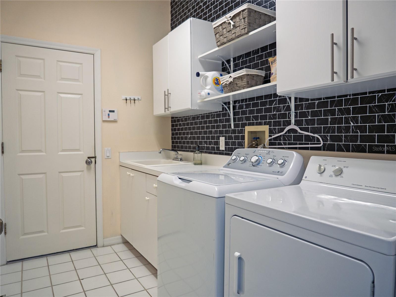 4054 CADDIE DR E, BRADENTON, FL, 34203