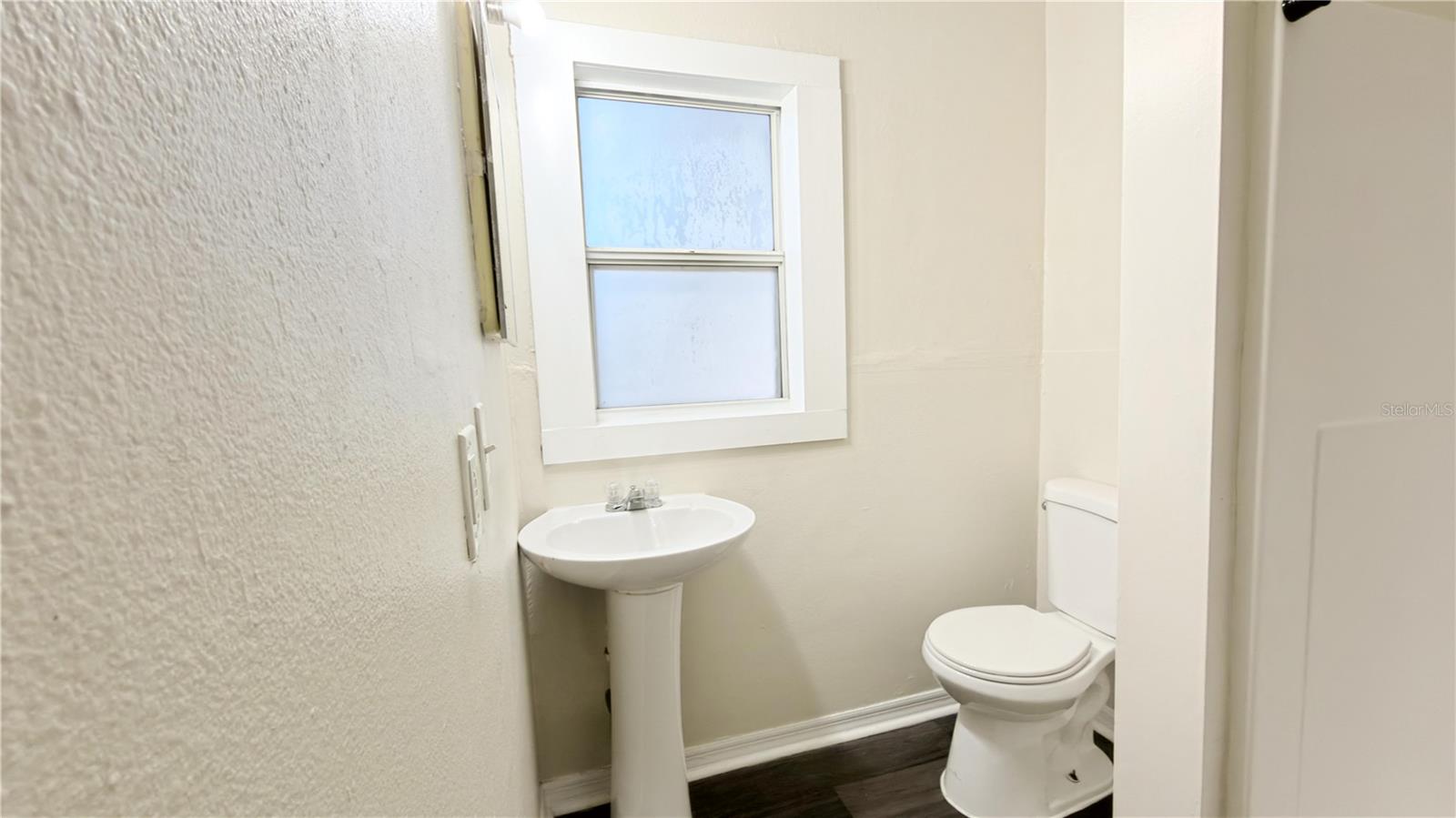 8113 N SEMMES ST, TAMPA, FL, 33604