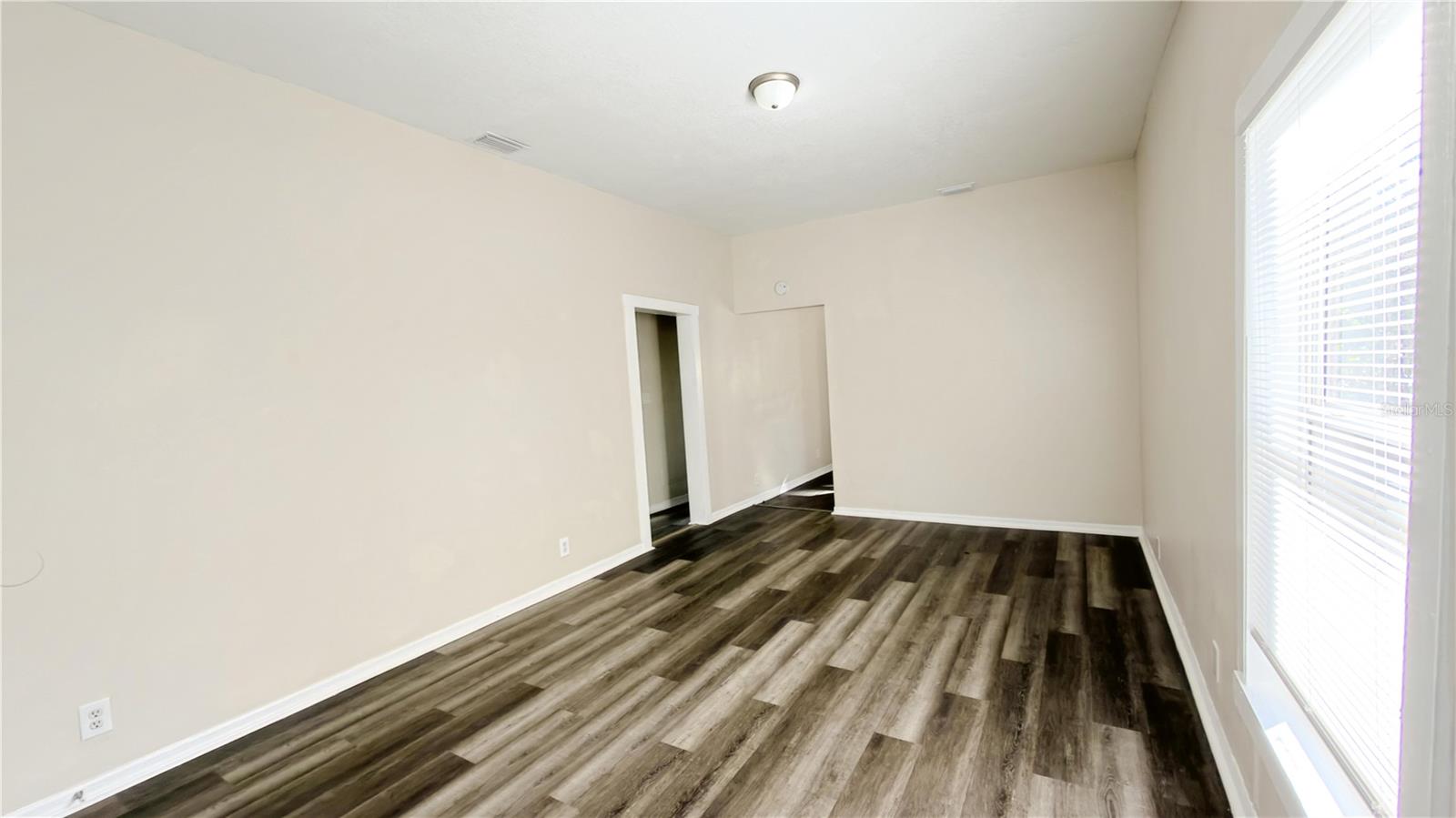 8113 N SEMMES ST, TAMPA, FL, 33604