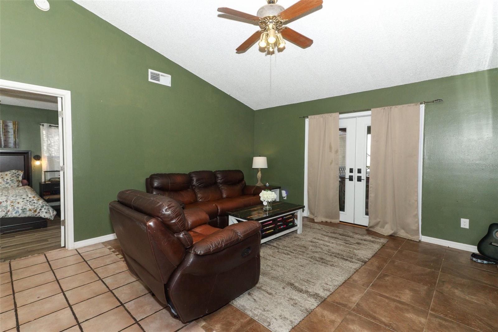 405 DUMONT AVE, DELTONA, FL, 32738