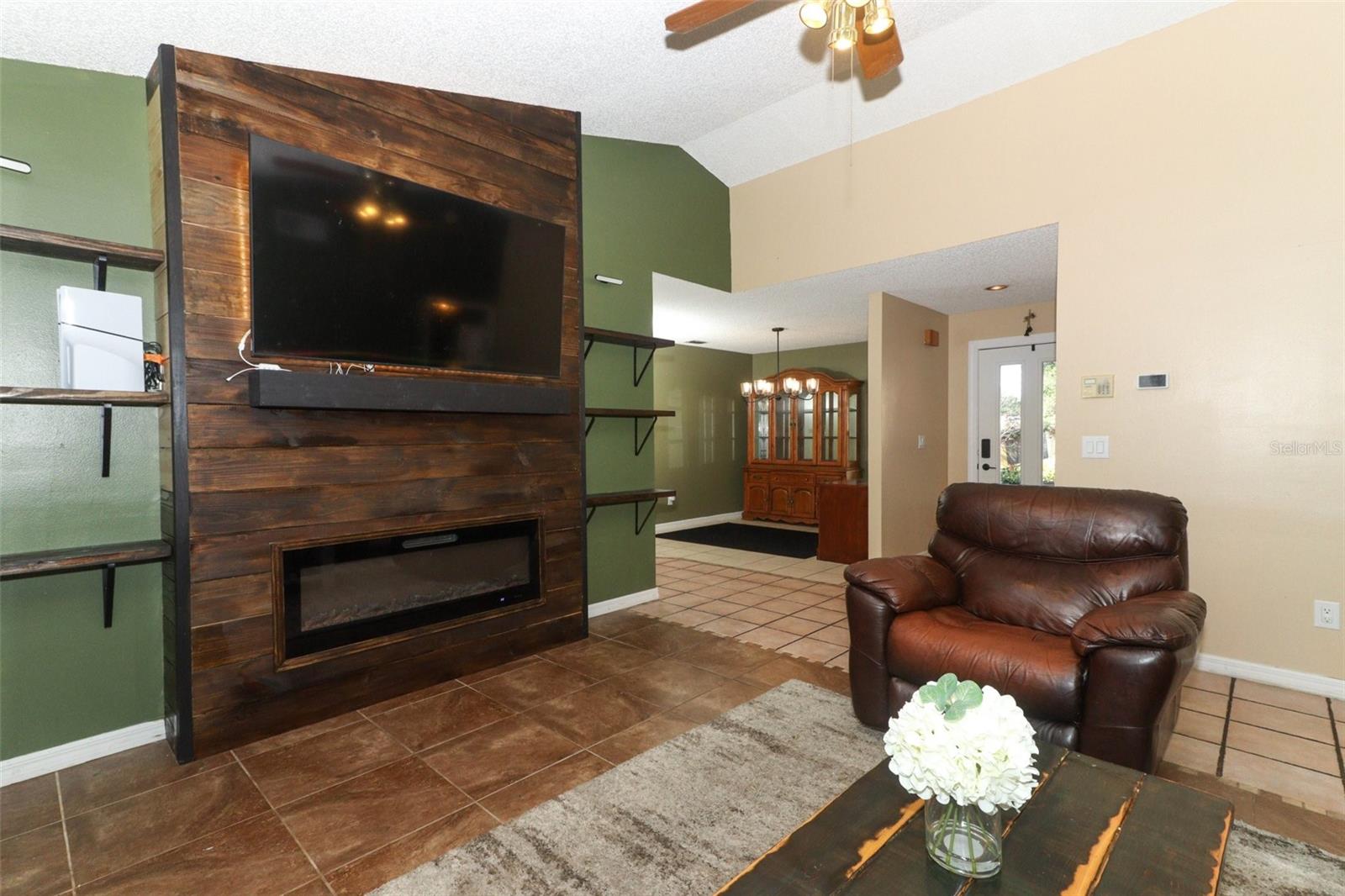 405 DUMONT AVE, DELTONA, FL, 32738