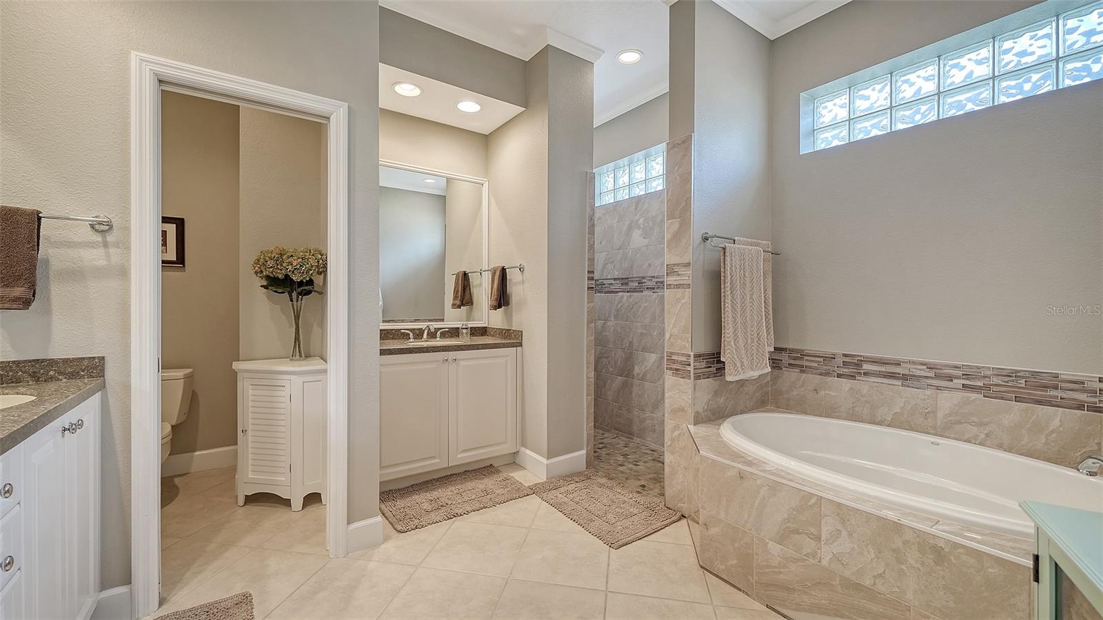 9759 51ST TER E, BRADENTON, FL, 34211