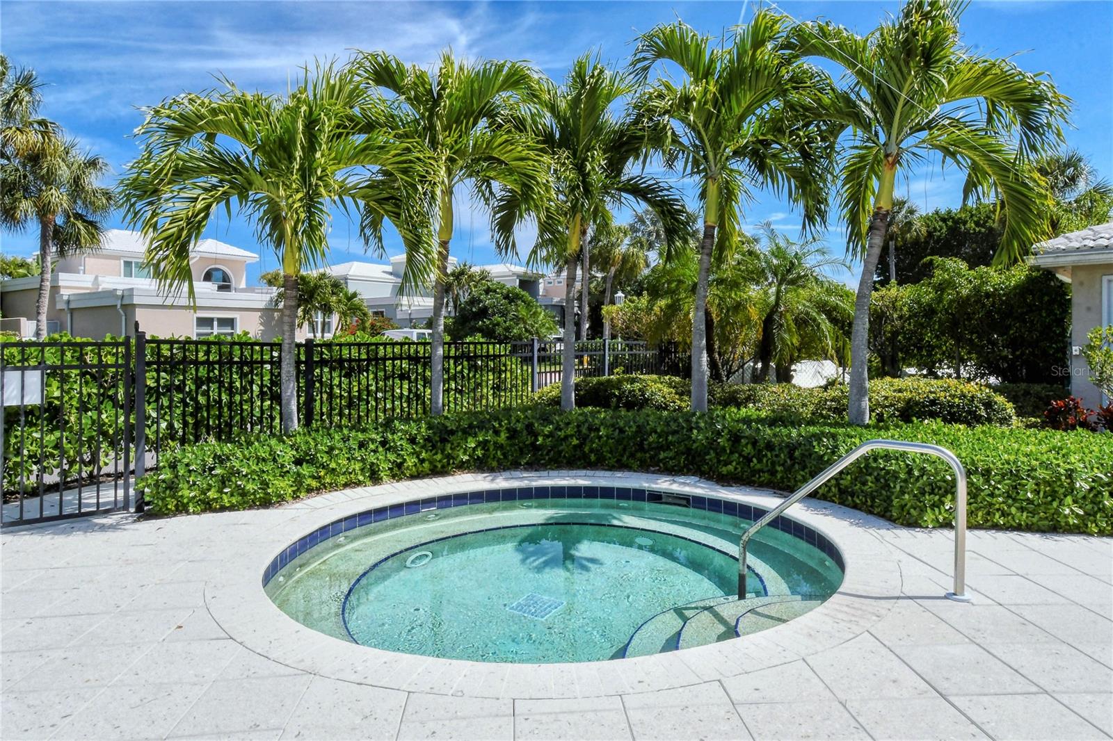 3530 MISTLETOE LN, LONGBOAT KEY, FL, 34228