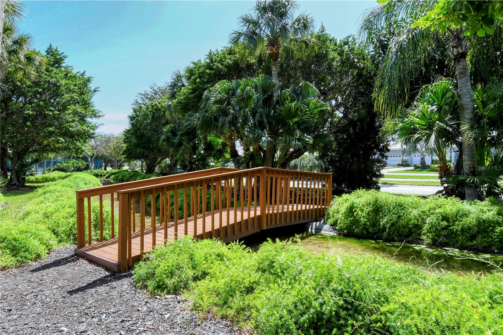 3530 MISTLETOE LN, LONGBOAT KEY, FL, 34228