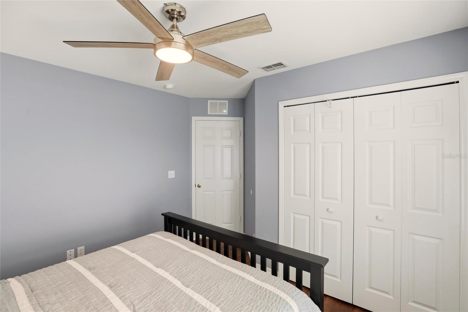 515 NE 5TH PL, CAPE CORAL, FL, 33909