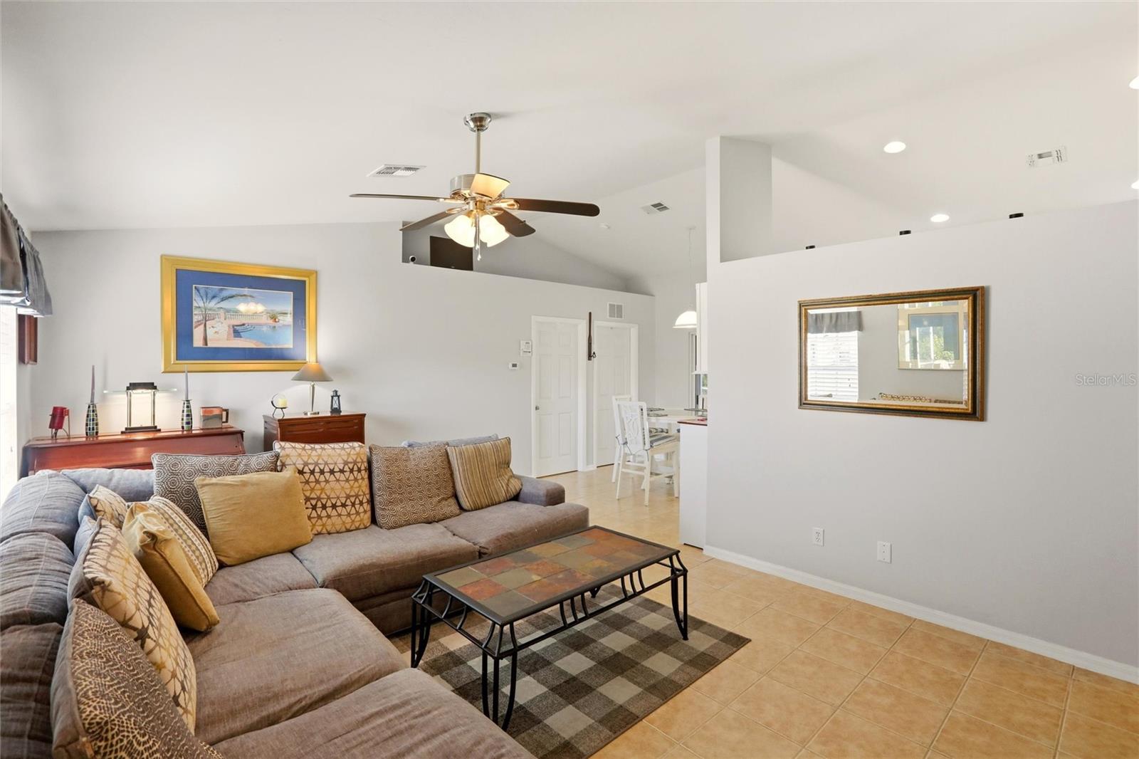 515 NE 5TH PL, CAPE CORAL, FL, 33909