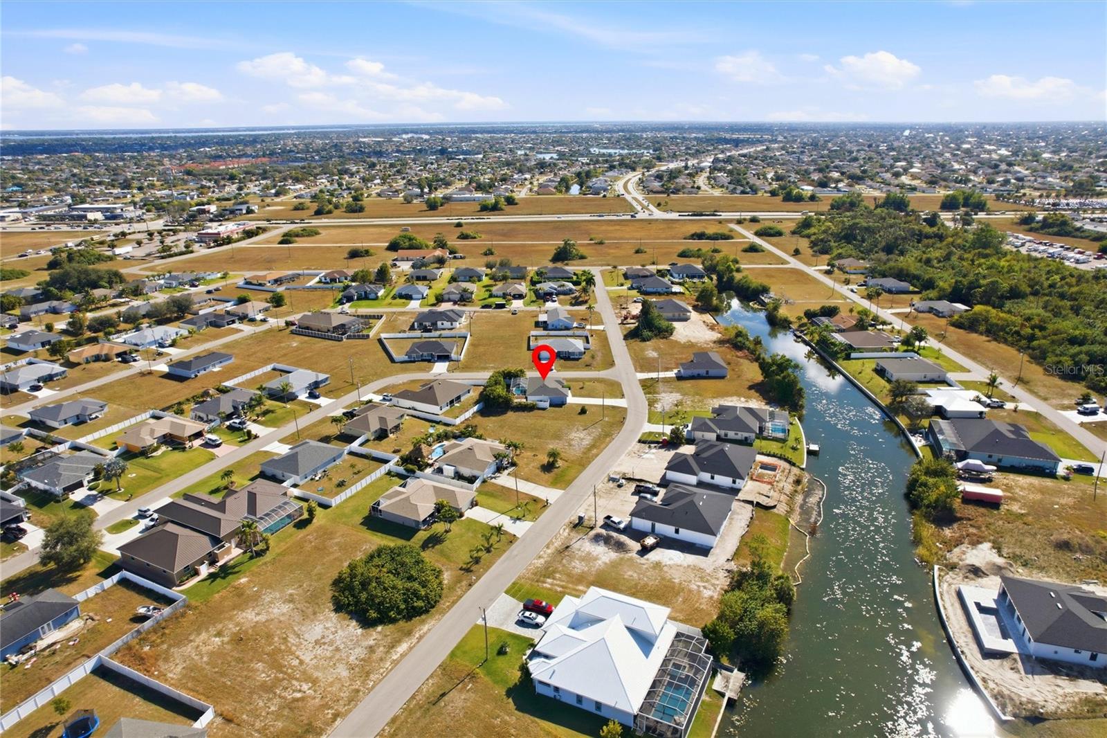 515 NE 5TH PL, CAPE CORAL, FL, 33909