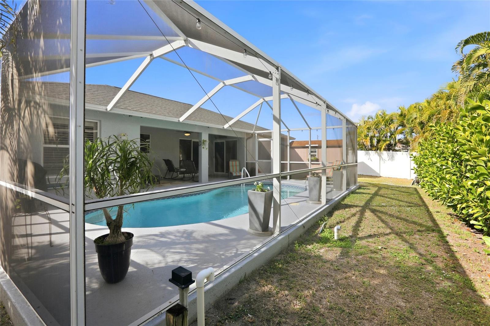 515 NE 5TH PL, CAPE CORAL, FL, 33909