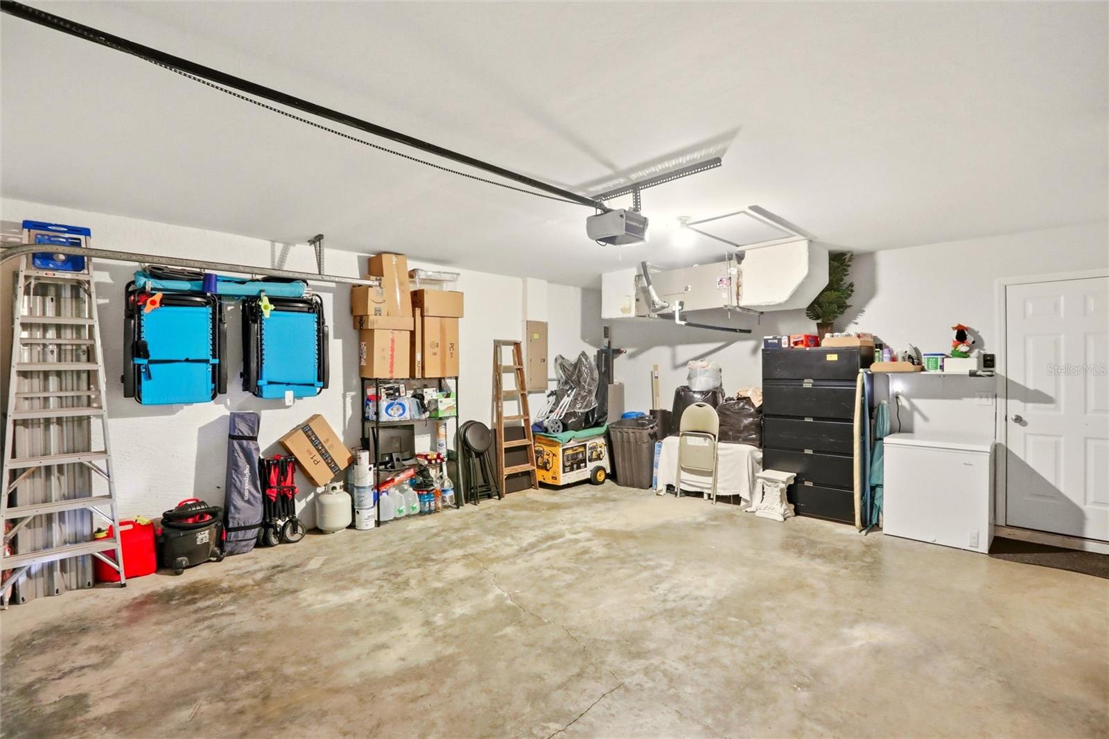 515 NE 5TH PL, CAPE CORAL, FL, 33909