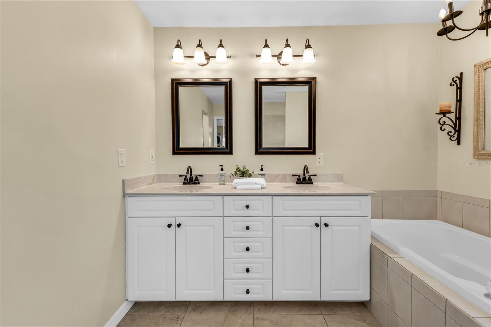 222 SOURSOP, PUNTA GORDA, FL, 33955