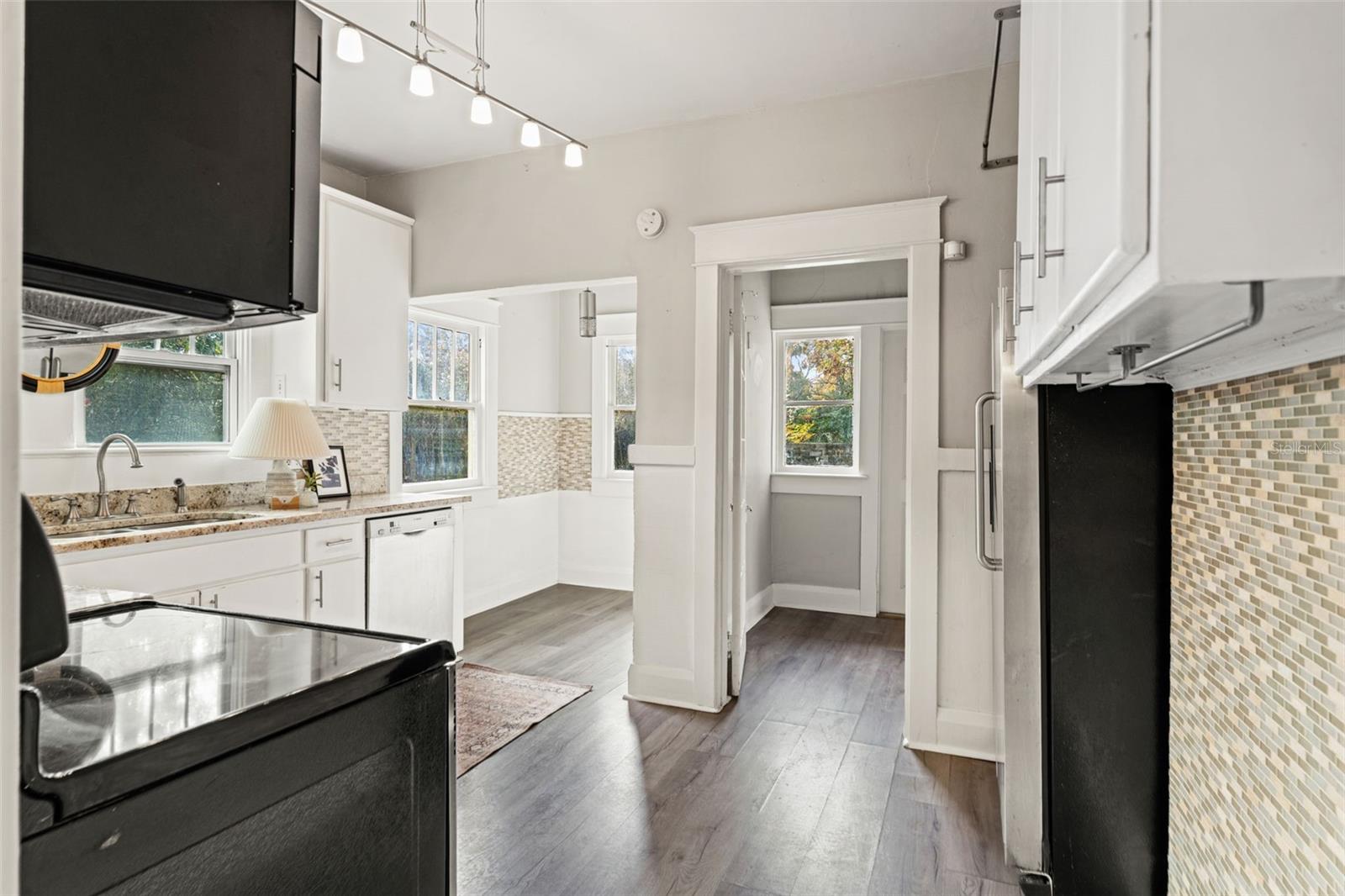 4008 N CENTRAL AVE, TAMPA, FL, 33603