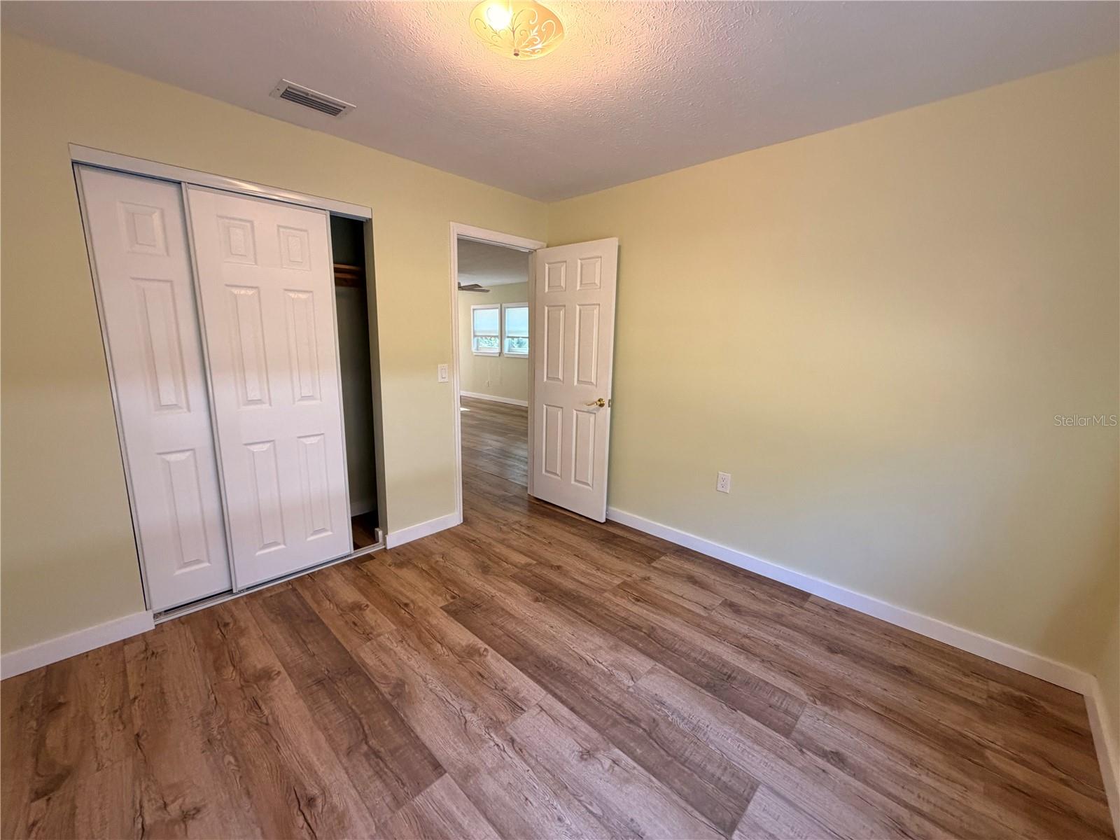 53706 RIVERTRACE RD, ASTOR, FL, 32102