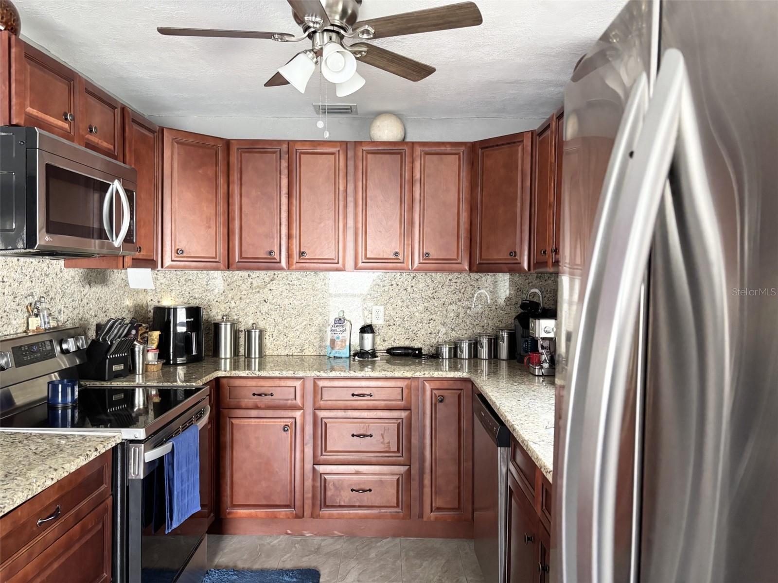 4940 SHELL STREAM BLVD, NEW PORT RICHEY, FL, 34652