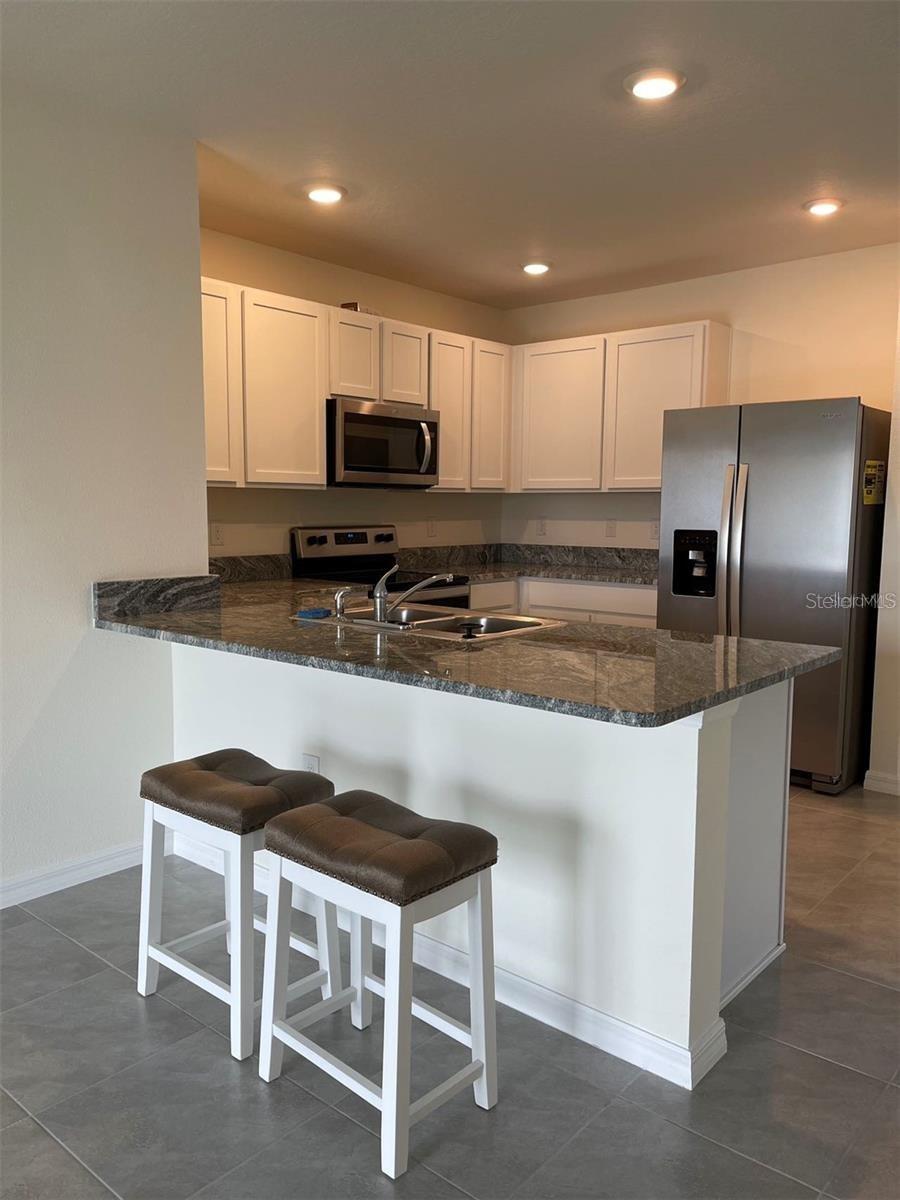 5526 OXFORD GRAY RD, WESLEY CHAPEL, FL, 33545