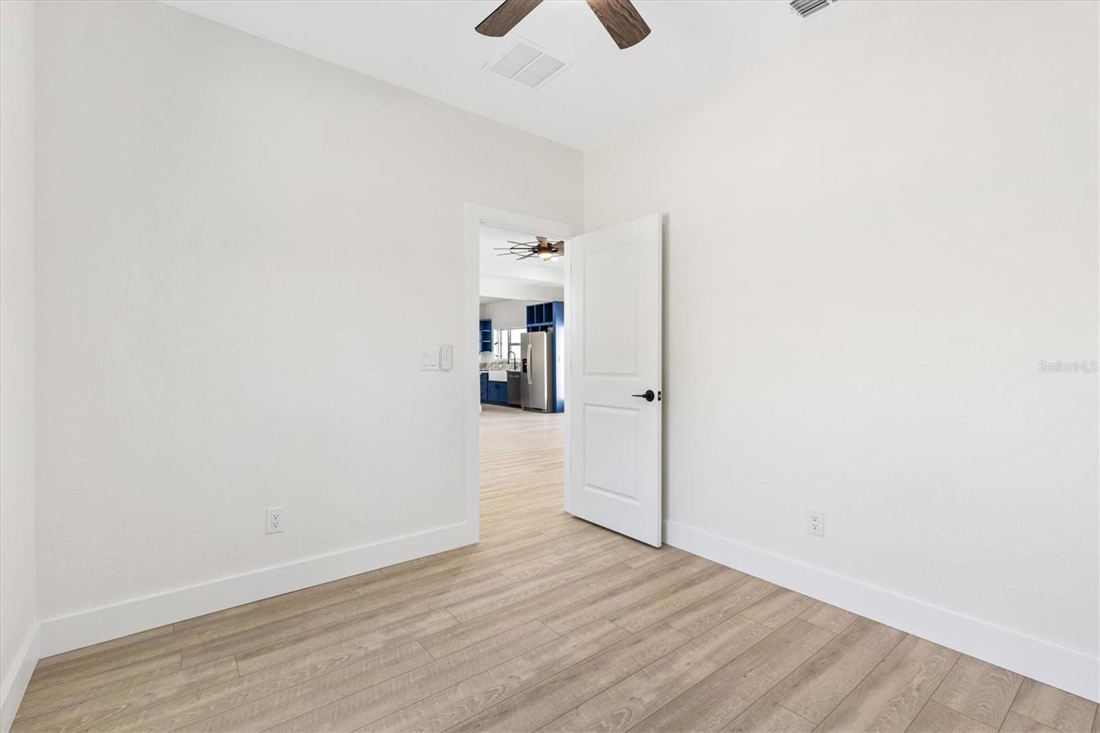 8506 COUNTY ROAD 243, WILDWOOD, FL, 34785