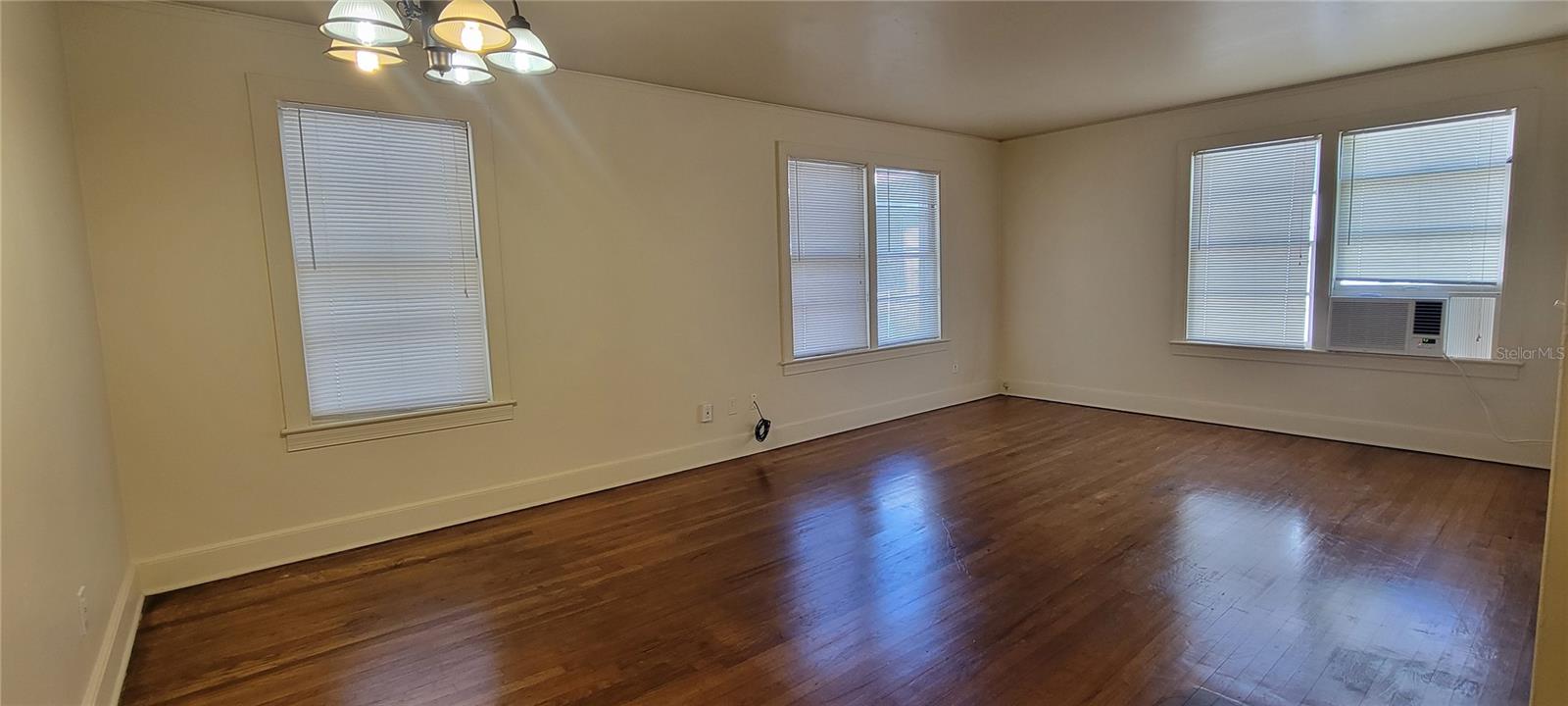 207 NE BLVD BLVD #4, GAINESVILLE, FL, 32601